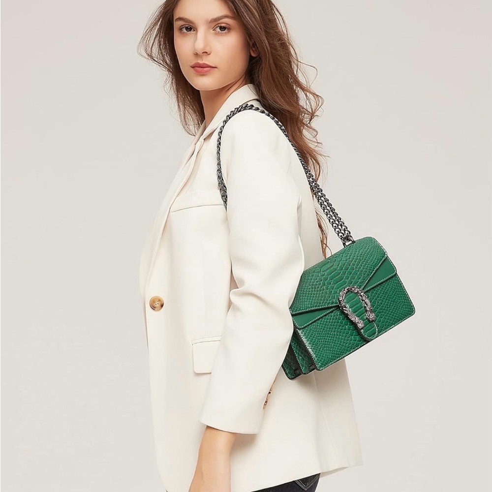 Elegant Green Chain Strap Women's Bag